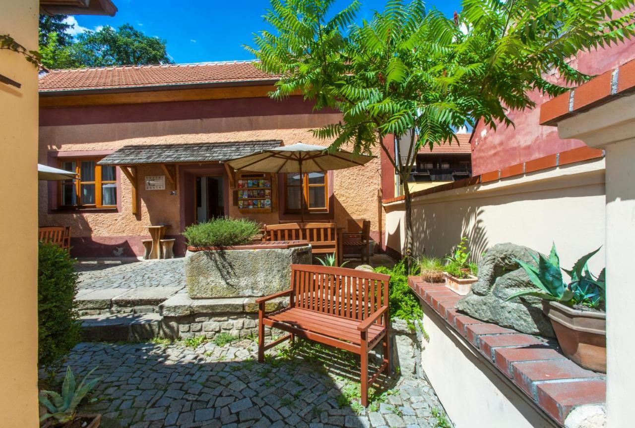 Hostel Postel Чески-Крумлов Экстерьер фото